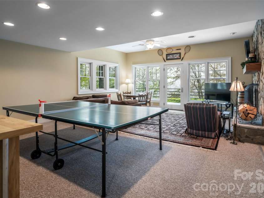 412 Granny Lewis Lane, Mars Hill, NC 28754.  MLS# CAR4380551, YatesRealty ID 23549. 