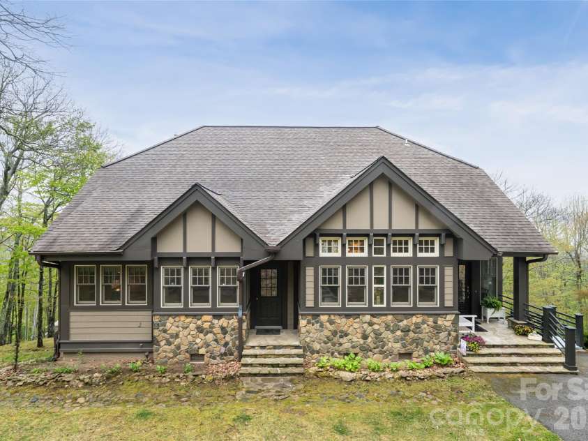 412 Granny Lewis Lane, Mars Hill, NC 28754.  MLS# CAR4380551, YatesRealty ID 23549. 