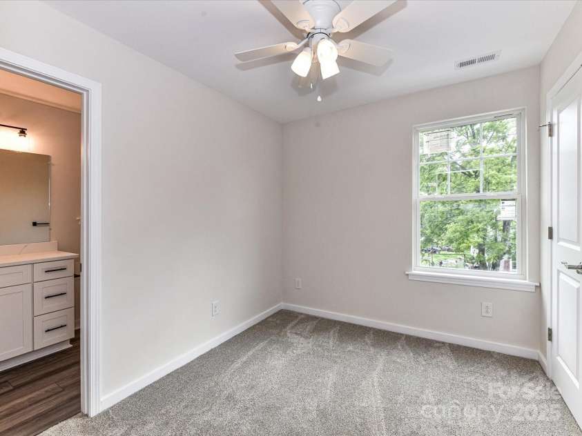 5306 Lee Massey Road, Waxhaw, NC 28173.  MLS# CAR4270690, YatesRealty ID 23549. 