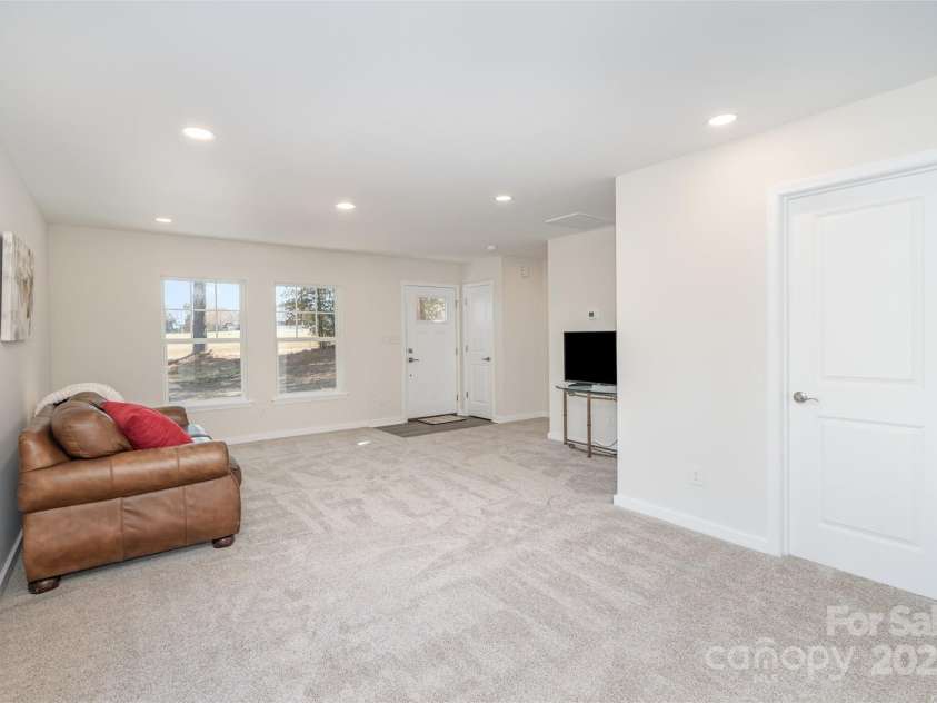 5306 Lee Massey Road, Waxhaw, NC 28173.  MLS# CAR4320023, YatesRealty ID 23549. 