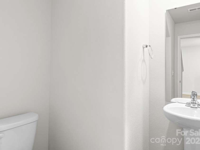 1157 Nia Road, Charlotte, NC 28215.  MLS# CAR4316800, YatesRealty ID 2355. 