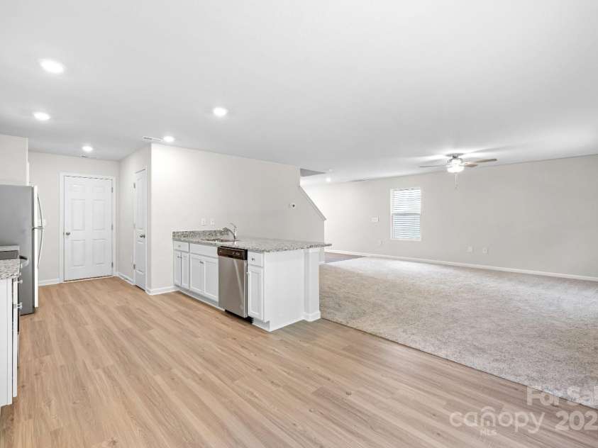 1157 Nia Road, Charlotte, NC 28215.  MLS# CAR4316800, YatesRealty ID 2355. 