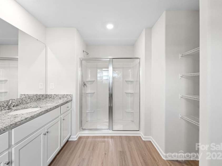 1157 Nia Road, Charlotte, NC 28215.  MLS# CAR4316800, YatesRealty ID 2355. 