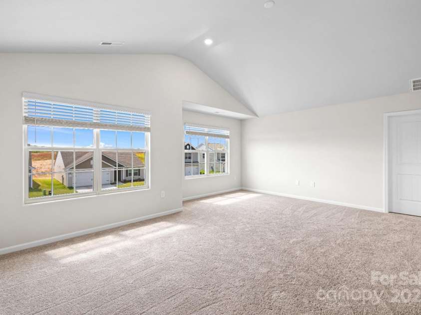 1157 Nia Road, Charlotte, NC 28215.  MLS# CAR4316800, YatesRealty ID 2355. 