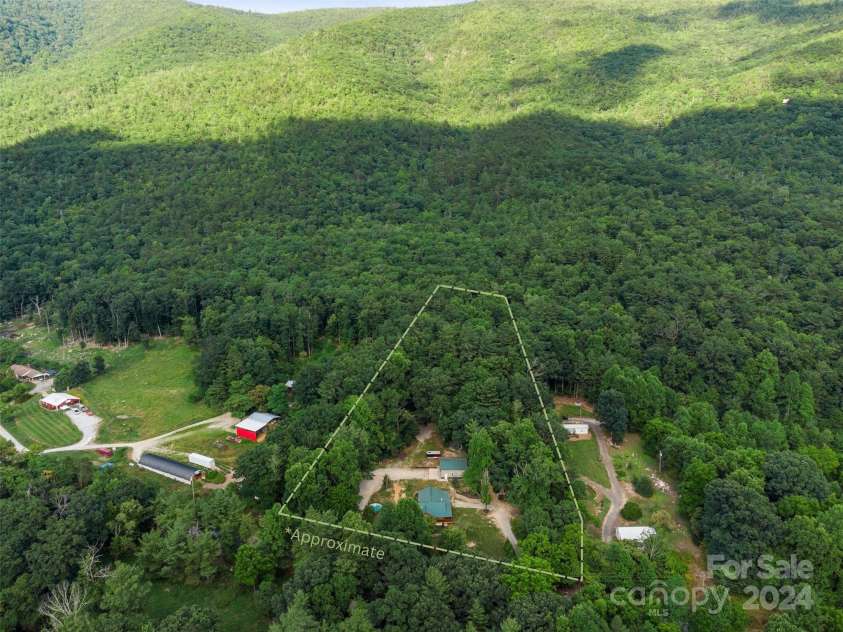 19314 Highway 221 Highway, Marion, NC 28752.  MLS# CAR4162448, YatesRealty ID 2355. 19314 Highway 221 N. property outline.