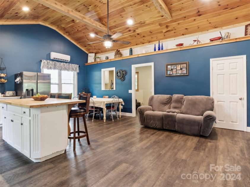 19314 Highway 221 Highway, Marion, NC 28752.  MLS# CAR4162448, YatesRealty ID 2355. Kitchen/dining