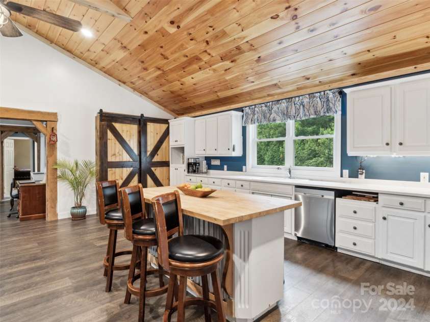 19314 Highway 221 Highway, Marion, NC 28752.  MLS# CAR4162448, YatesRealty ID 2355. Kitchen/dining toward pantry