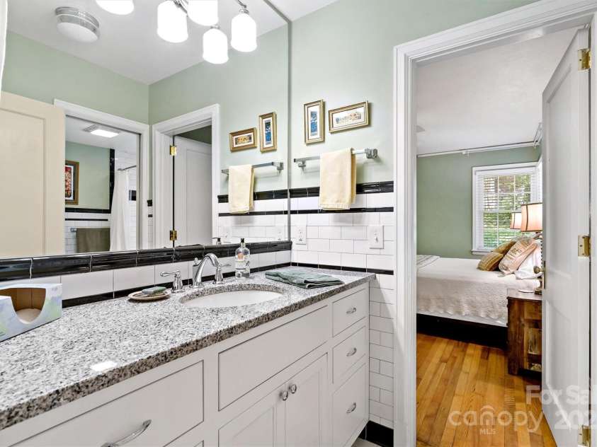 177 Mississippi Road, Montreat, NC 28757.  MLS# CAR4275724, YatesRealty ID 23550. 