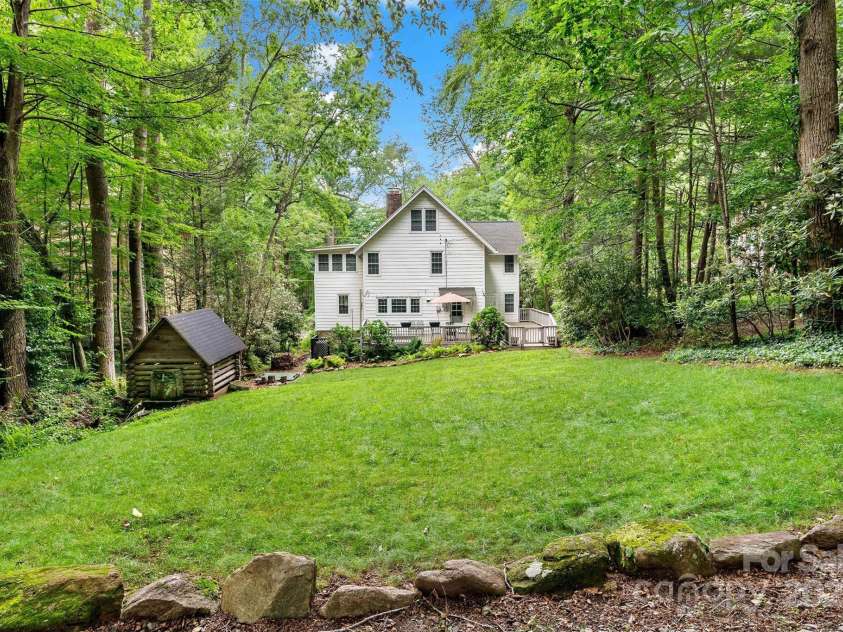 177 Mississippi Road, Montreat, NC 28757.  MLS# CAR4275724, YatesRealty ID 23550. 