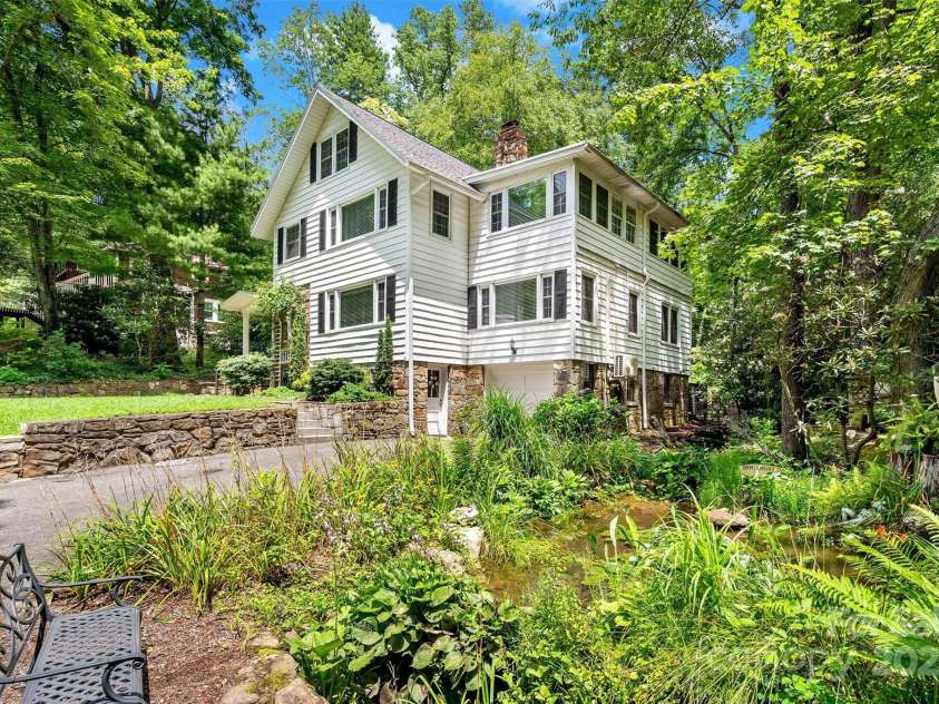 177 Mississippi Road, Montreat, NC 28757.  MLS# CAR4275724, YatesRealty ID 23550. 