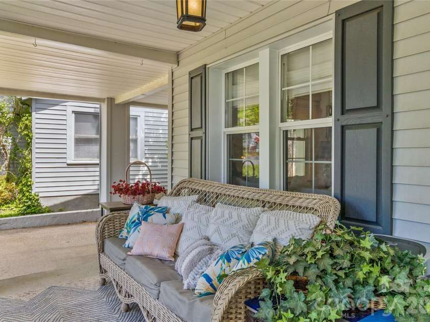373 Scott Street, Mount Holly, NC 28120.  MLS# CAR4366406, YatesRealty ID 23551. 