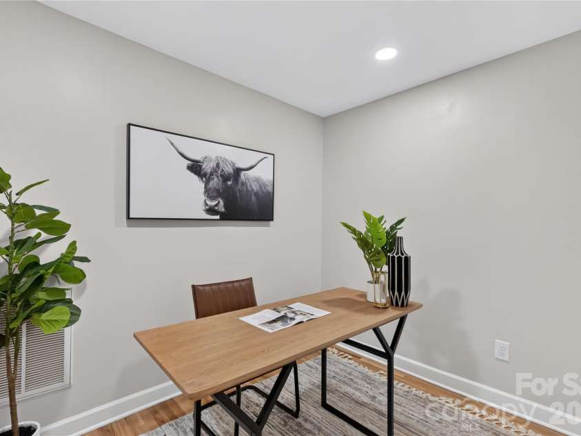 1816 Anderson Street, Charlotte, NC 28205.  MLS# CAR4402683, YatesRealty ID 23552. 
