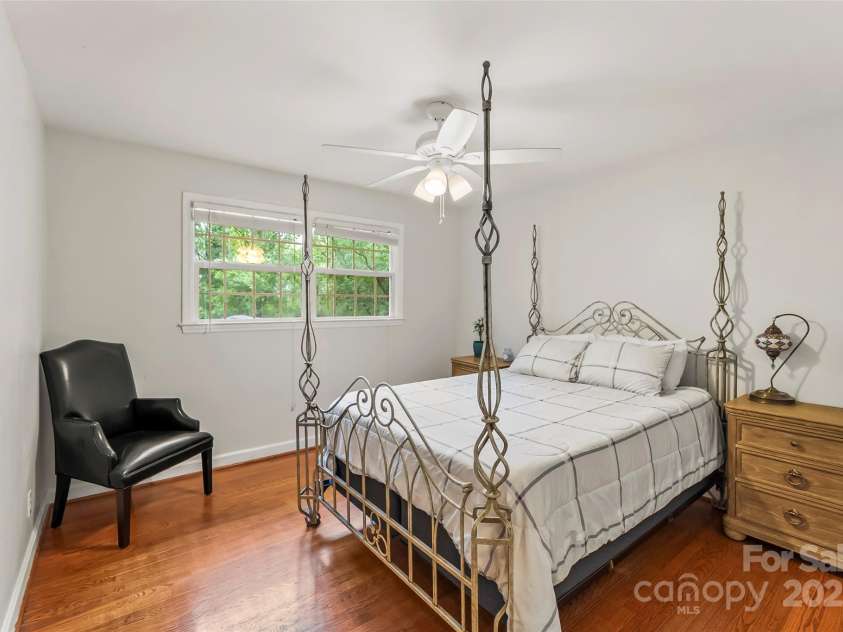 34 Westridge Drive, Asheville, NC 28803.  MLS# CAR4264281, YatesRealty ID 23553. Bedroom 2