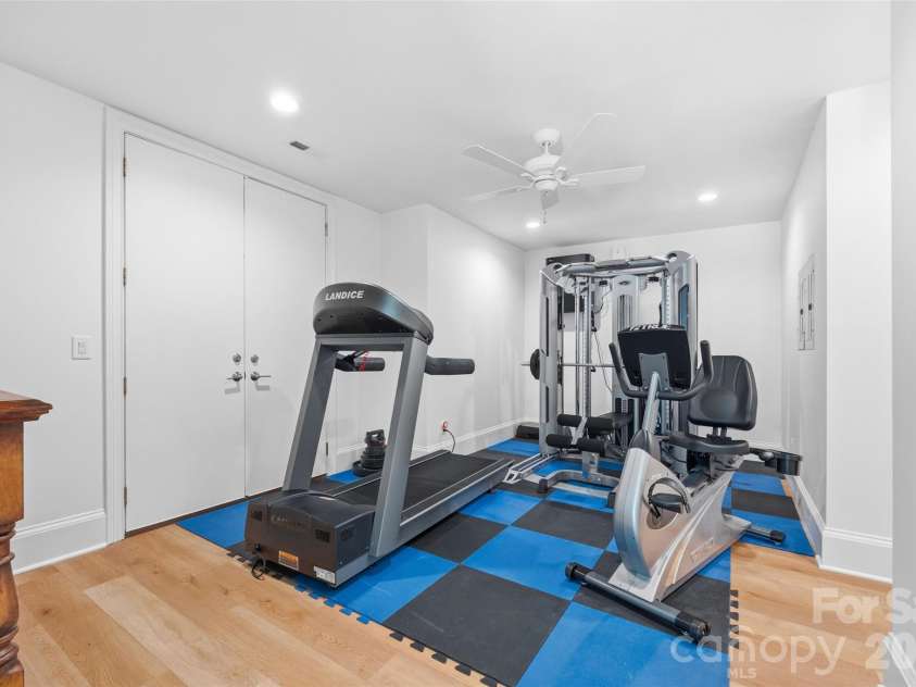 11110 Mcclure Manor Drive, Charlotte, NC 28277.  MLS# CAR4367790, YatesRealty ID 23555. 