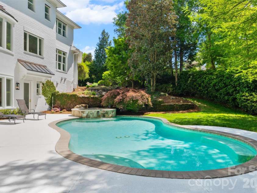 11110 Mcclure Manor Drive, Charlotte, NC 28277.  MLS# CAR4367790, YatesRealty ID 23555. 
