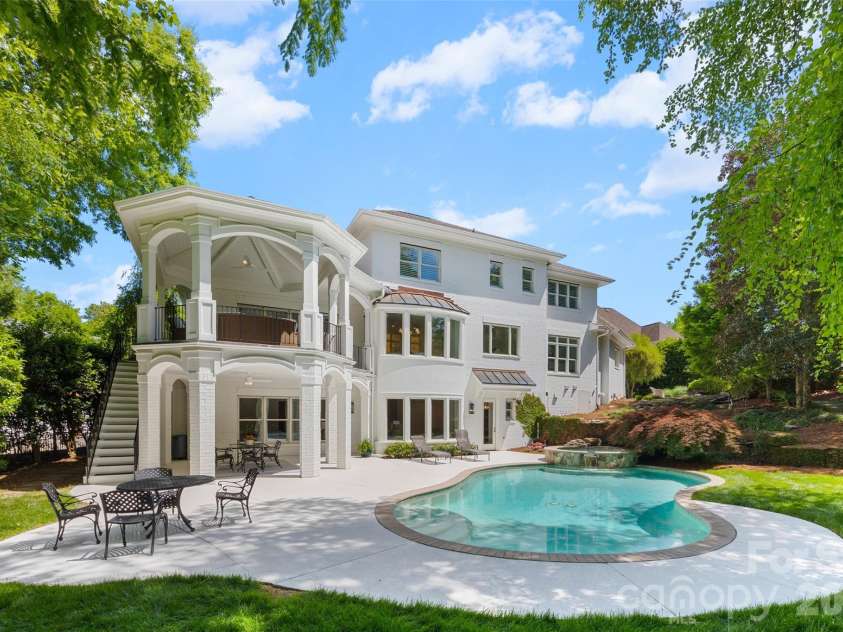 11110 Mcclure Manor Drive, Charlotte, NC 28277.  MLS# CAR4367790, YatesRealty ID 23555. 
