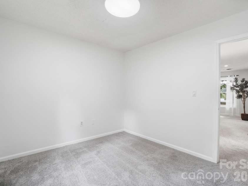 1919 Gables Drive, Monroe, NC 28112.  MLS# CAR4380322, YatesRealty ID 23557. Freshly painted flex rooms
