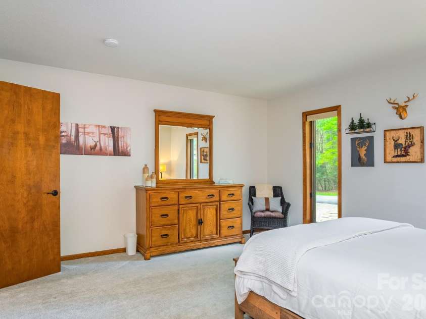 22 Dalonigei Court, Brevard, NC 28712.  MLS# CAR4371512, YatesRealty ID 23558. 