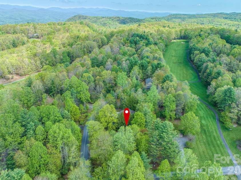 22 Dalonigei Court, Brevard, NC 28712.  MLS# CAR4371512, YatesRealty ID 23558. 