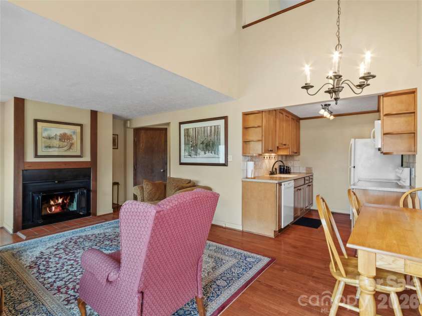 125 Townhouse Drive, Burnsville, NC 28714.  MLS# CAR4351467, YatesRealty ID 2356. 