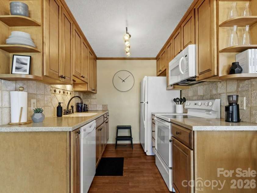 125 Townhouse Drive, Burnsville, NC 28714.  MLS# CAR4351467, YatesRealty ID 2356. Virtual Staged
