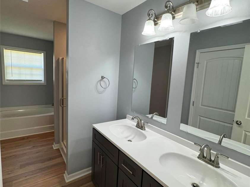 1524 Evans Mill Road, Pageland, SC 29728.  MLS# CAR4379163, YatesRealty ID 23560. Primary shower