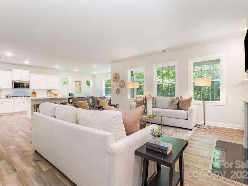 7001 New Town Road, Waxhaw, NC 28173.  MLS# CAR4242217, YatesRealty ID 23560. 