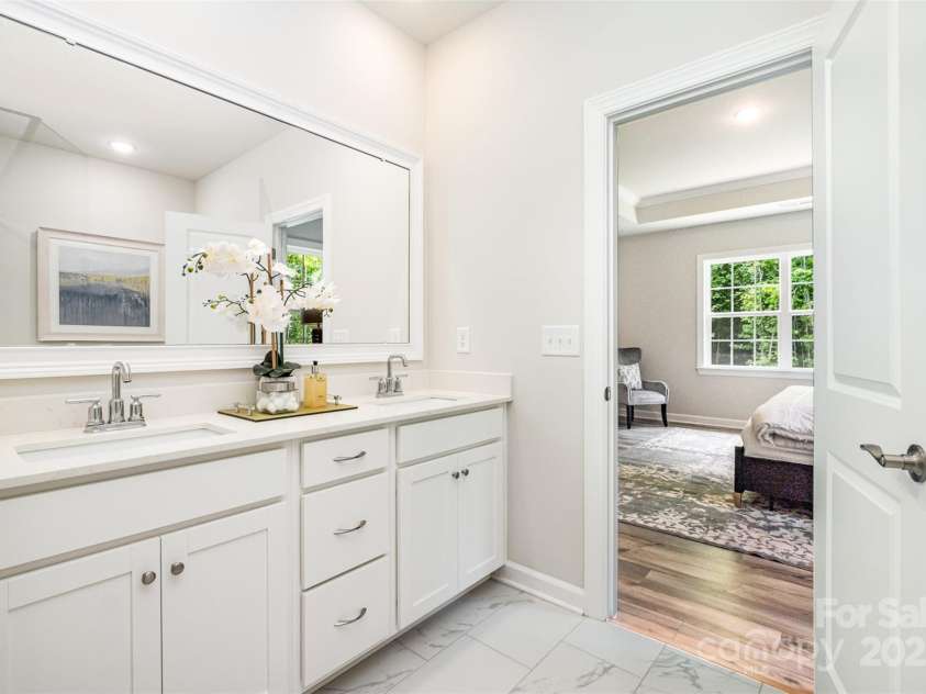 7001 New Town Road, Waxhaw, NC 28173.  MLS# CAR4242217, YatesRealty ID 23560. 