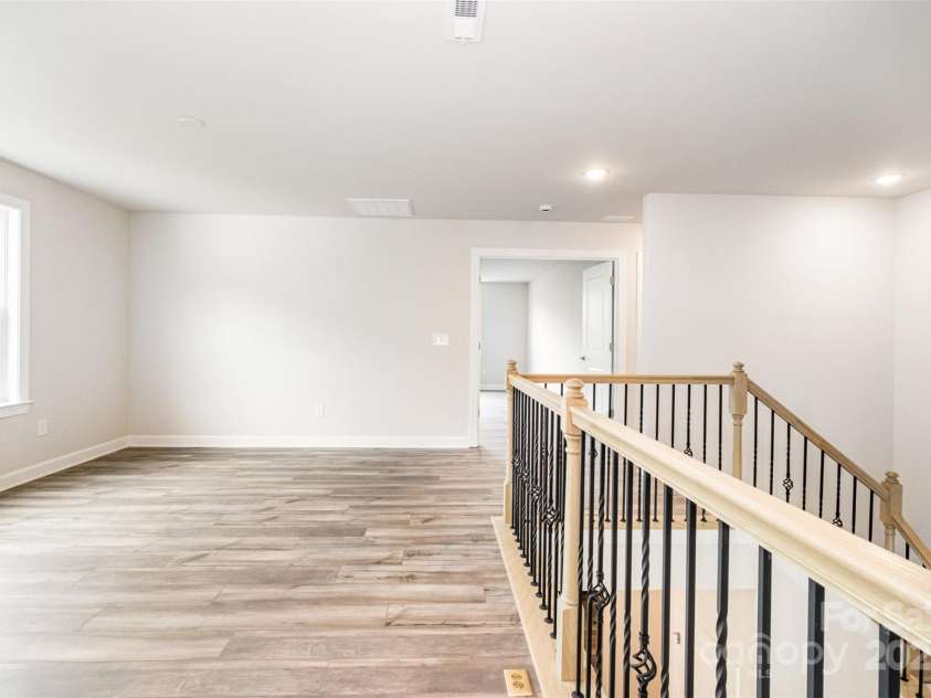 7001 New Town Road, Waxhaw, NC 28173.  MLS# CAR4242217, YatesRealty ID 23560. 