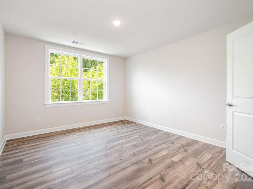 7001 New Town Road, Waxhaw, NC 28173.  MLS# CAR4242217, YatesRealty ID 23560. 