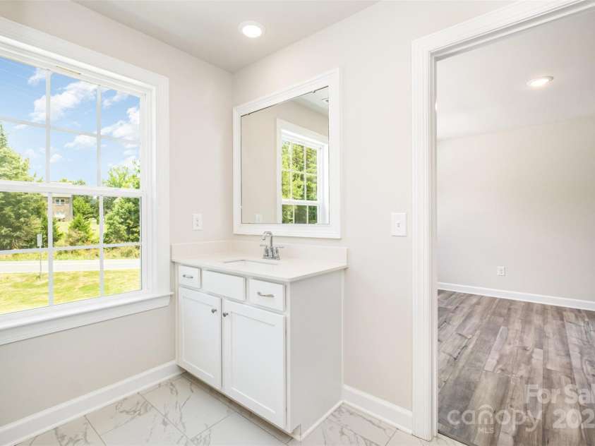 7001 New Town Road, Waxhaw, NC 28173.  MLS# CAR4242217, YatesRealty ID 23560. 