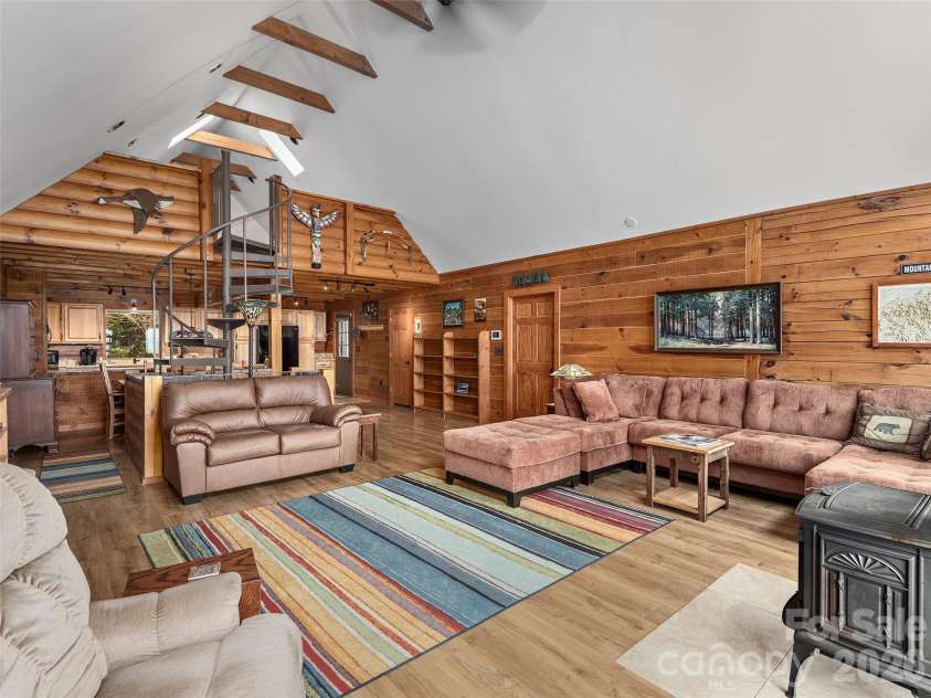 213 Rice Drive, Waynesville, NC 28785.  MLS# CAR4371226, YatesRealty ID 23561. 