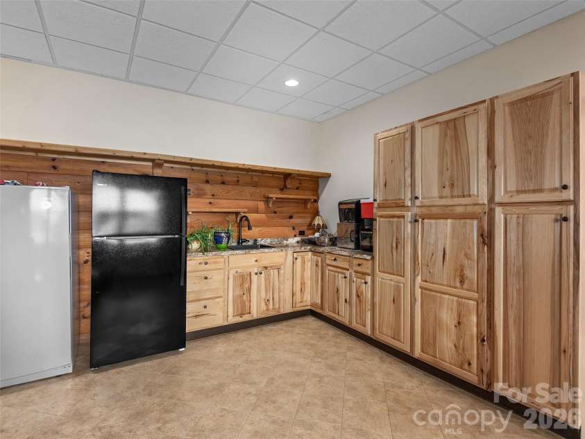 213 Rice Drive, Waynesville, NC 28785.  MLS# CAR4371226, YatesRealty ID 23561. 