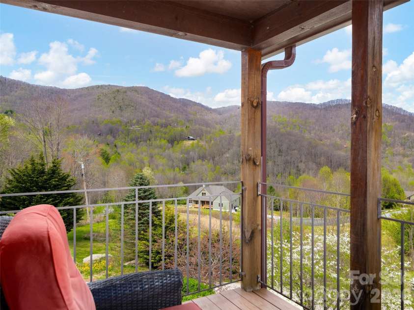 213 Rice Drive, Waynesville, NC 28785.  MLS# CAR4371226, YatesRealty ID 23561. 