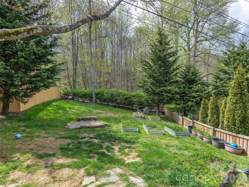 213 Rice Drive, Waynesville, NC 28785.  MLS# CAR4371226, YatesRealty ID 23561. 
