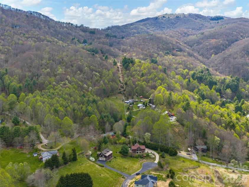 213 Rice Drive, Waynesville, NC 28785.  MLS# CAR4371226, YatesRealty ID 23561. 
