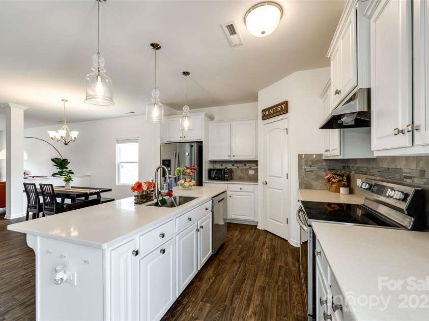 922 Bunker Trace, Rock Hill, SC 29730.  MLS# CAR4259328, YatesRealty ID 23564. 