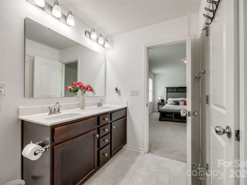 922 Bunker Trace, Rock Hill, SC 29730.  MLS# CAR4259328, YatesRealty ID 23564. 