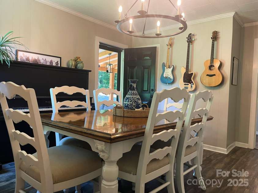 107 Byrd Street, Morganton, NC 28655.  MLS# CAR4271971, YatesRealty ID 23566. 