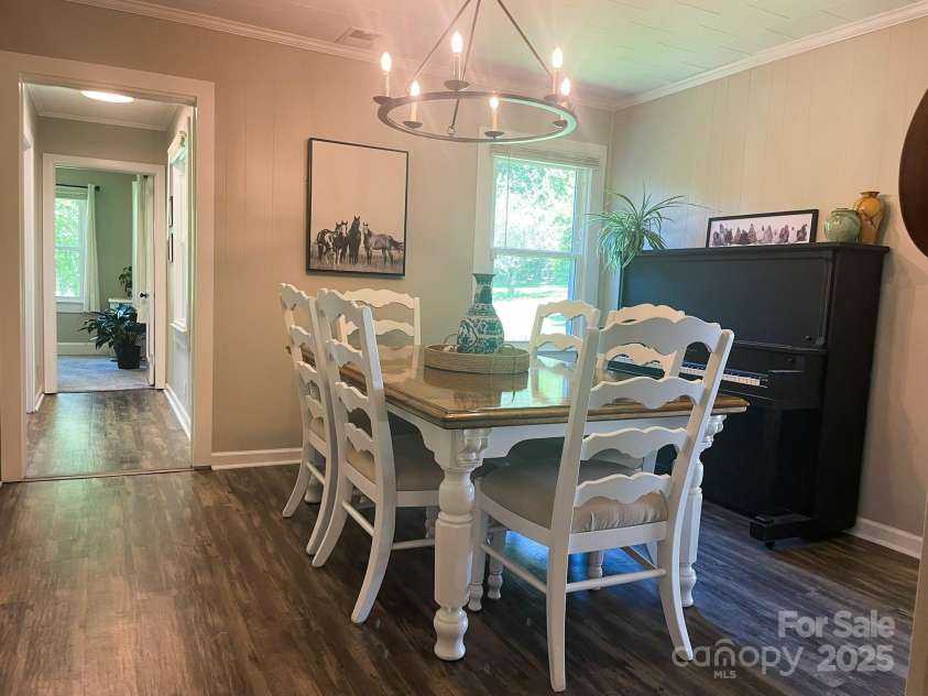 107 Byrd Street, Morganton, NC 28655.  MLS# CAR4271971, YatesRealty ID 23566. 