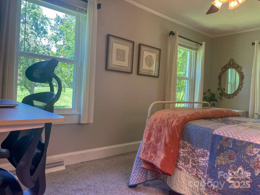 107 Byrd Street, Morganton, NC 28655.  MLS# CAR4271971, YatesRealty ID 23566. 