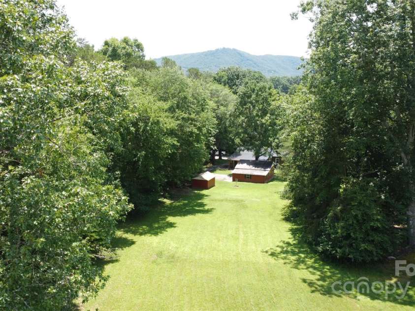 107 Byrd Street, Morganton, NC 28655.  MLS# CAR4271971, YatesRealty ID 23566. 