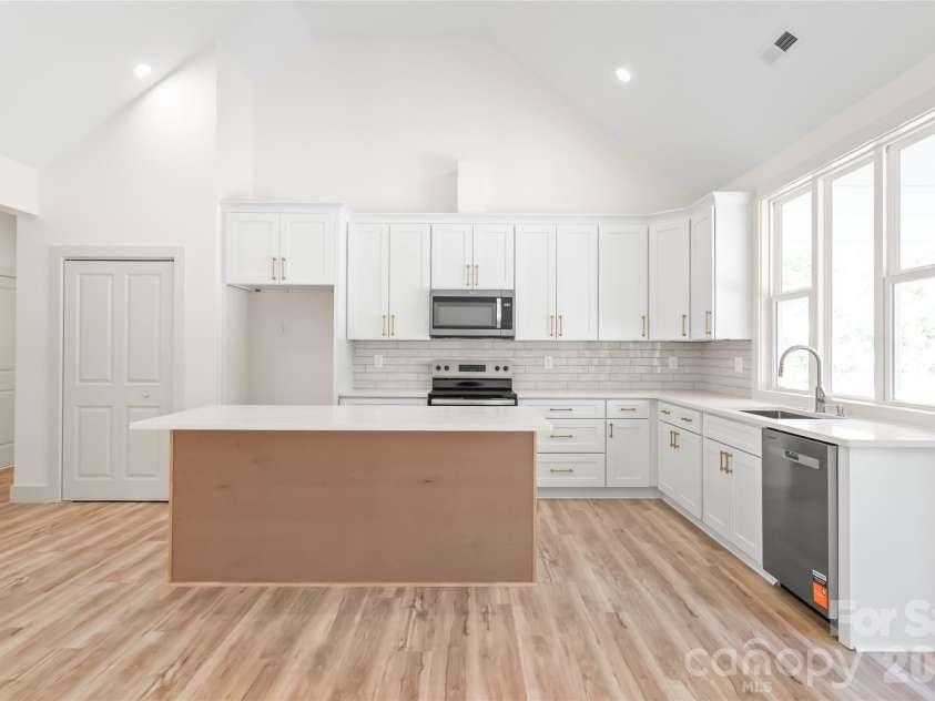 4205 Pigg Mattox Road, Monroe, NC 28112.  MLS# CAR4429743, YatesRealty ID 23566. 