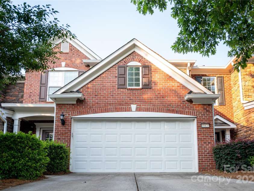 10433 Blairbeth Street, Charlotte, NC 28277.  MLS# CAR4266913, YatesRealty ID 23567. 