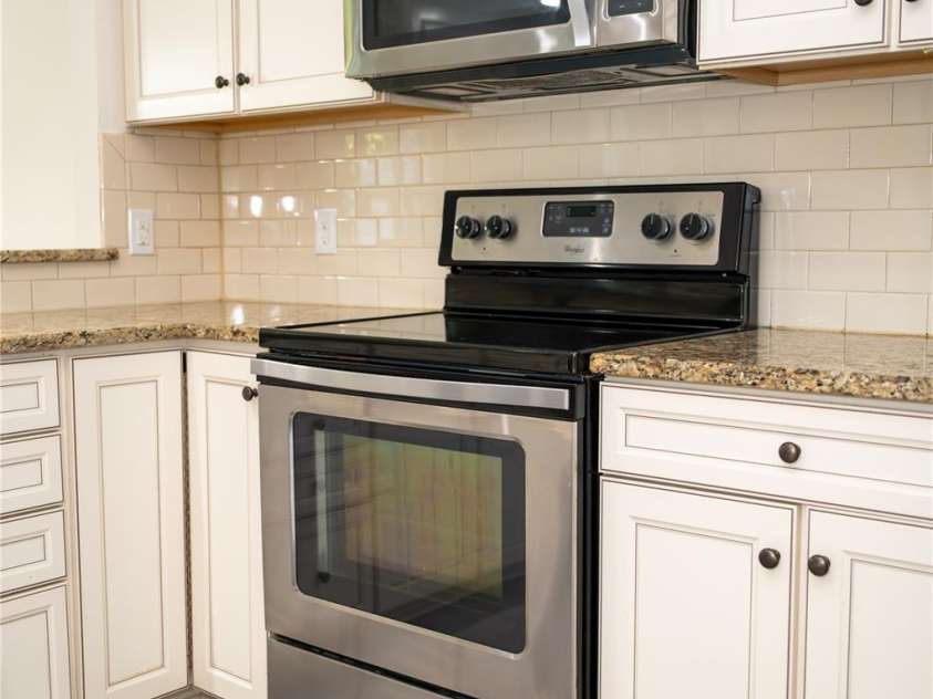 10433 Blairbeth Street, Charlotte, NC 28277.  MLS# CAR4266913, YatesRealty ID 23567. 