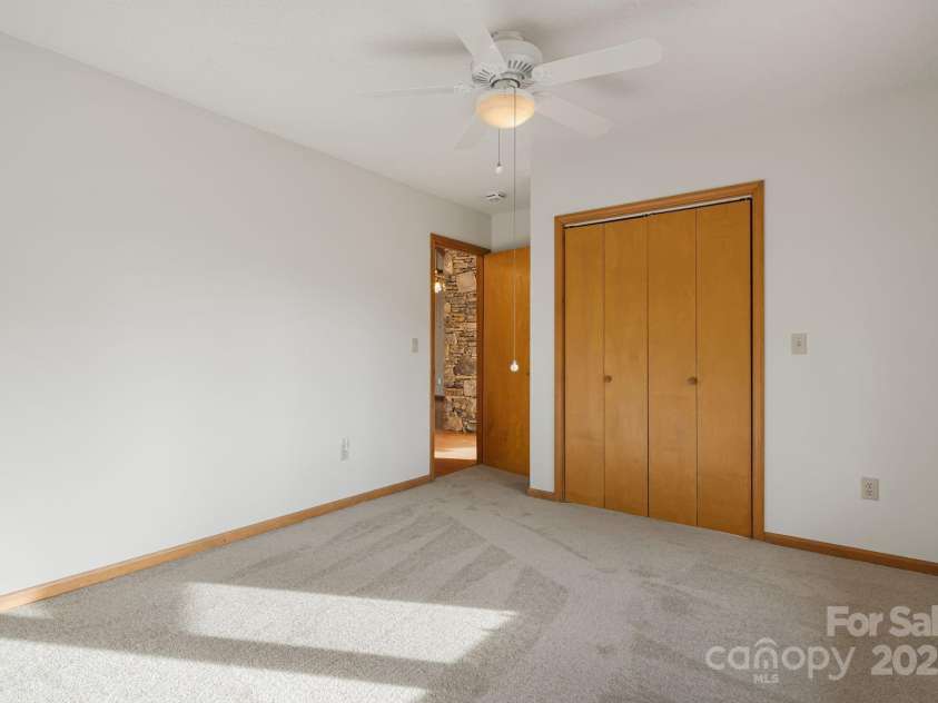111 Valley View Drive, Mars Hill, NC 28754.  MLS# CAR4330134, YatesRealty ID 23567. 