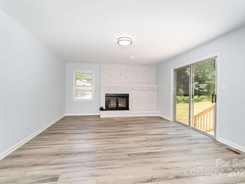 133 Pecan Lane, Salisbury, NC 28146.  MLS# CAR4275380, YatesRealty ID 23568. 