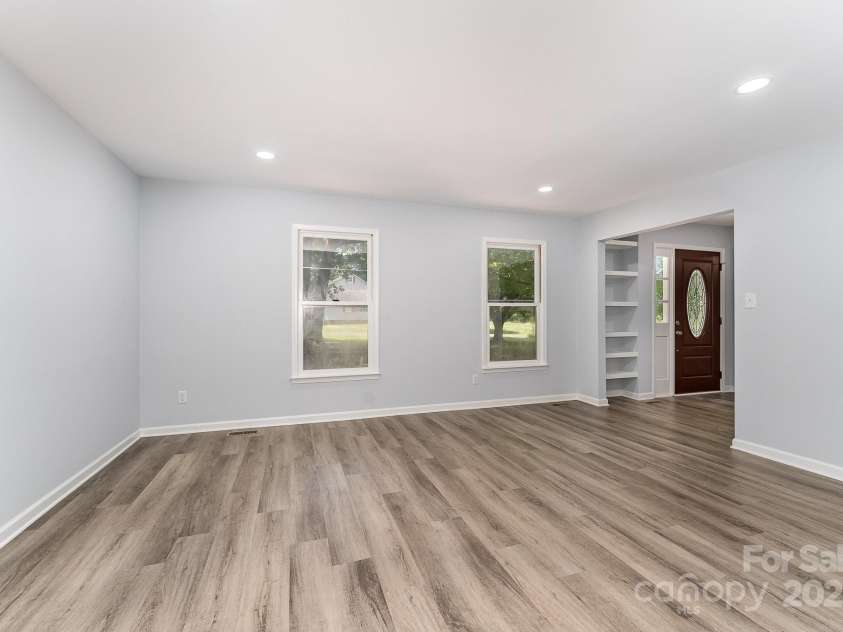 133 Pecan Lane, Salisbury, NC 28146.  MLS# CAR4275380, YatesRealty ID 23568. 