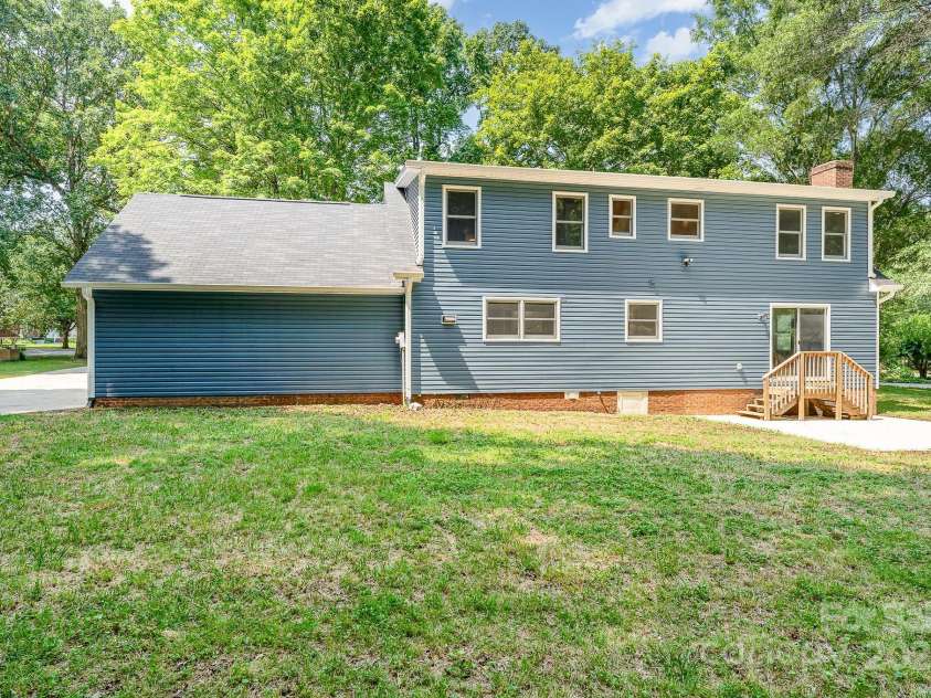 133 Pecan Lane, Salisbury, NC 28146.  MLS# CAR4275380, YatesRealty ID 23568. 