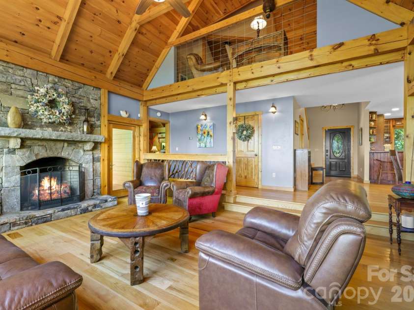 167 Wild Orchid Trail, Bryson City, NC 28713.  MLS# CAR4378989, YatesRealty ID 23568. 